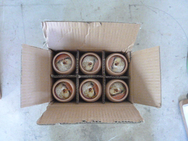 lot 208 image: 6 Candles