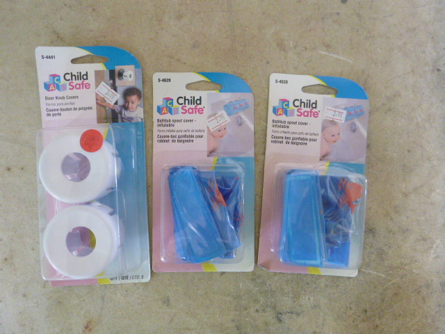 lot 243 image: 3 Child Safe Items
