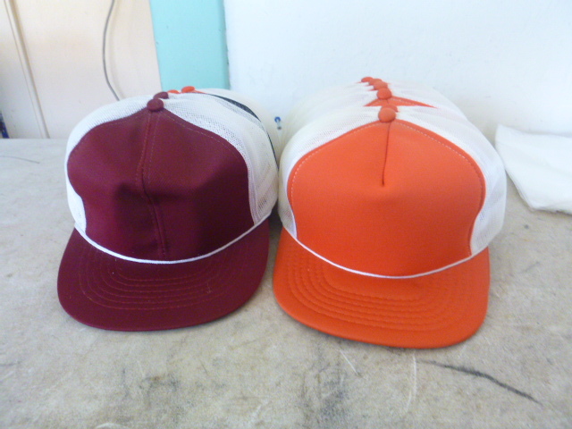 lot 306 image: 11 Baseball Caps