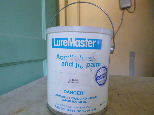 lot 316 image: Luremaster Acrylic Lure and Jig Paint