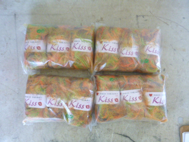 lot 322 image: 4 Packs of Red Heart Kiss Yarn