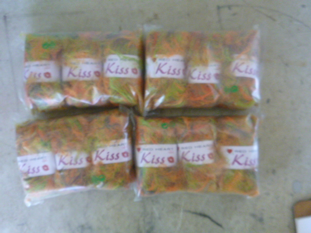 lot 325 image: 4 Packs of Red Heart Kiss Yarn