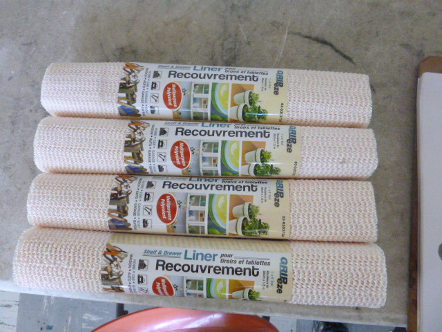 lot 331 image: 4 Rolls of Gripeze Shelf and Drawer Liners