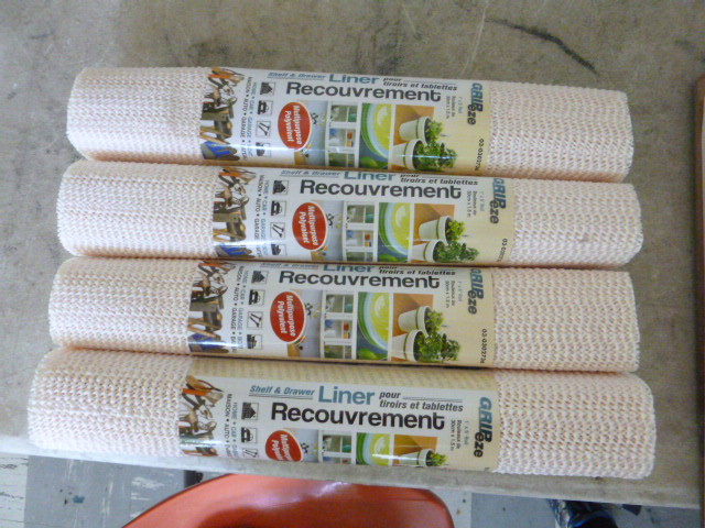 lot 338 image: 4 Rolls of Gripeze Shelf and Drawer Liners