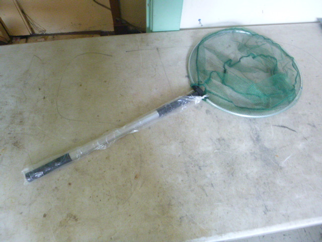 lot 356 image: Telescoping Landing Net