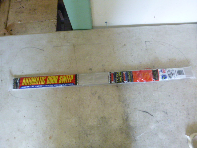 lot 360 image: Automatic Door Sweep