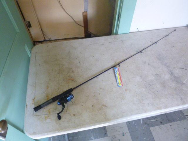 lot 367 image: HT Rod and Reel Lazer