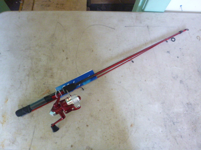 lot 370 image: Shakespeare Firebird Rod and Reel