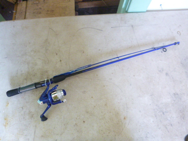 lot 371 image: Shakespeare Firebird Rod and Reel