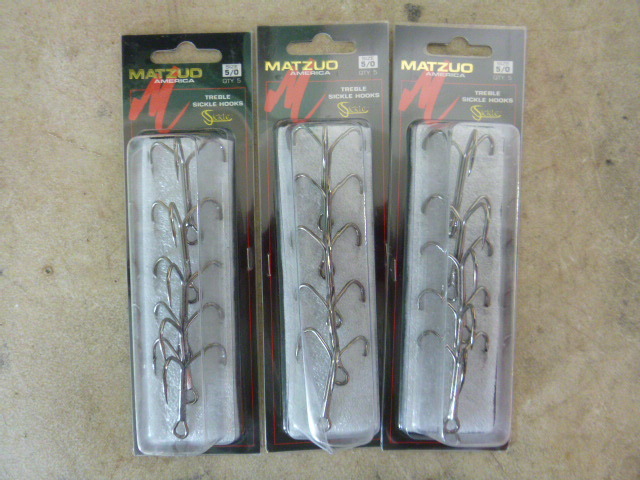 lot 384 image: 3 Packs of Matzuo Treble Sickle Hooks