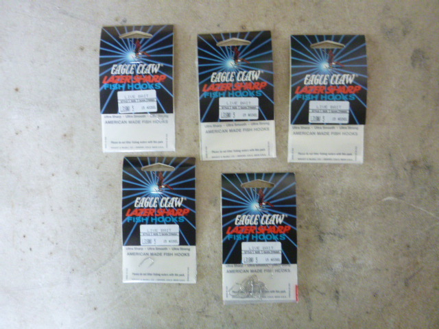 lot 393 image: 5 Packs of Eagle Claw Lazer Sharp Hooks