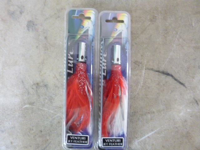 lot 396 image: 2 Williamson Lures with Venturi Jet Feather