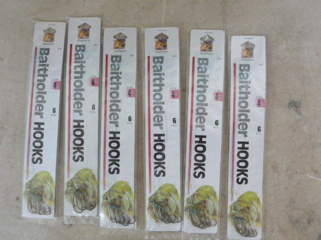 lot 411 image: 6 Packs of Danielson Baitholder Hooks