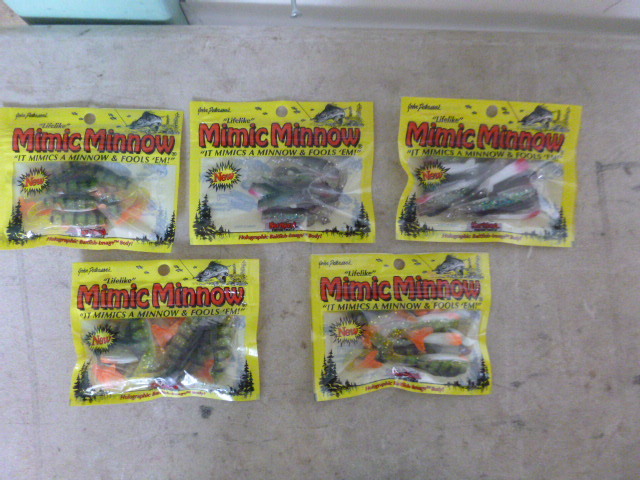lot 433 image: 5 Packs of Northland Mimic Minnows