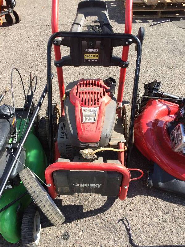 lot 37 image: Lot of lawmowers and pression washer for parts o repair