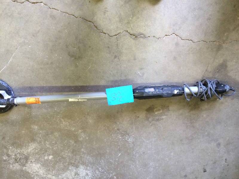 lot 38 image: Porta Cable Drywall Sander with Dust Collection (Tool-Only) in working conditions