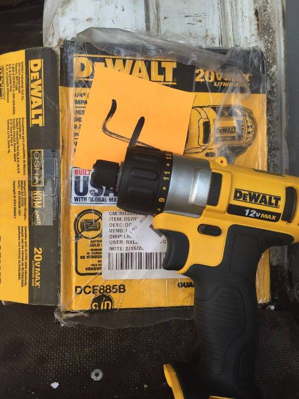 lot 4 image: DEWALT DCF885B 20V MAX Lithium-Ion 14-Inch Impact Driver (Tool Only) New