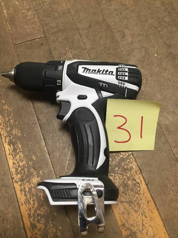 lot 31 image: Makita Xfd01 White 18v 12 Li-ion Lxt Drill Driver New