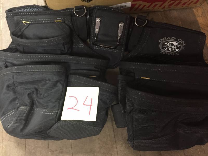 lot 24 image: Dead on Tools Toll belt New