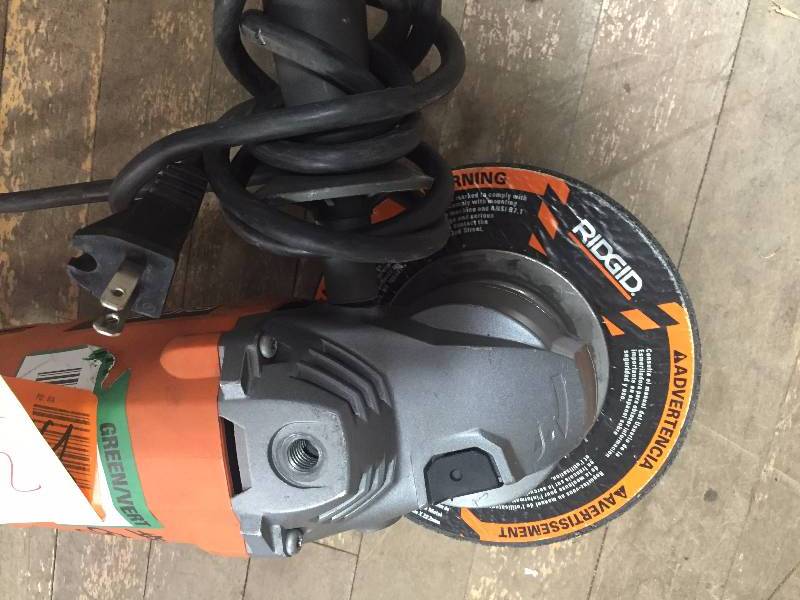 lot 34 image: Ridgid Angle Grinder Used tested in working condition
