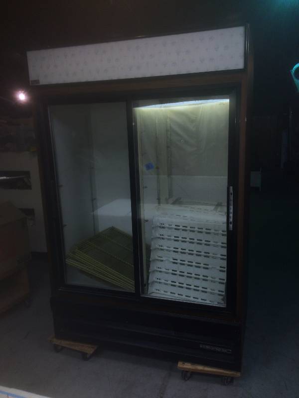 Large Cooler
