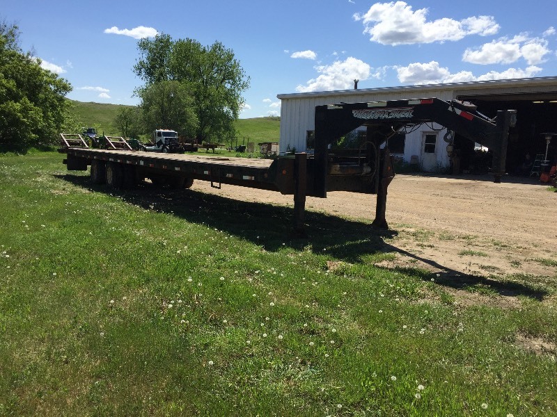 Gooseneck tow master