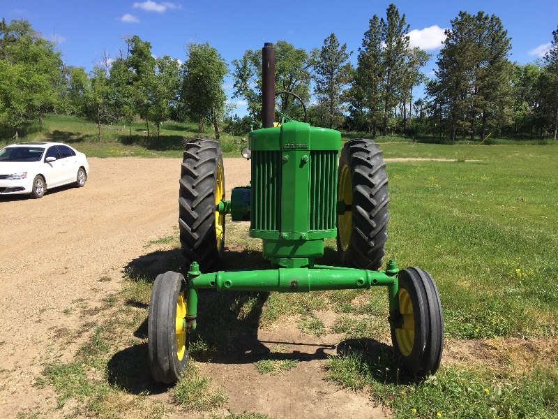 John Deere 70
