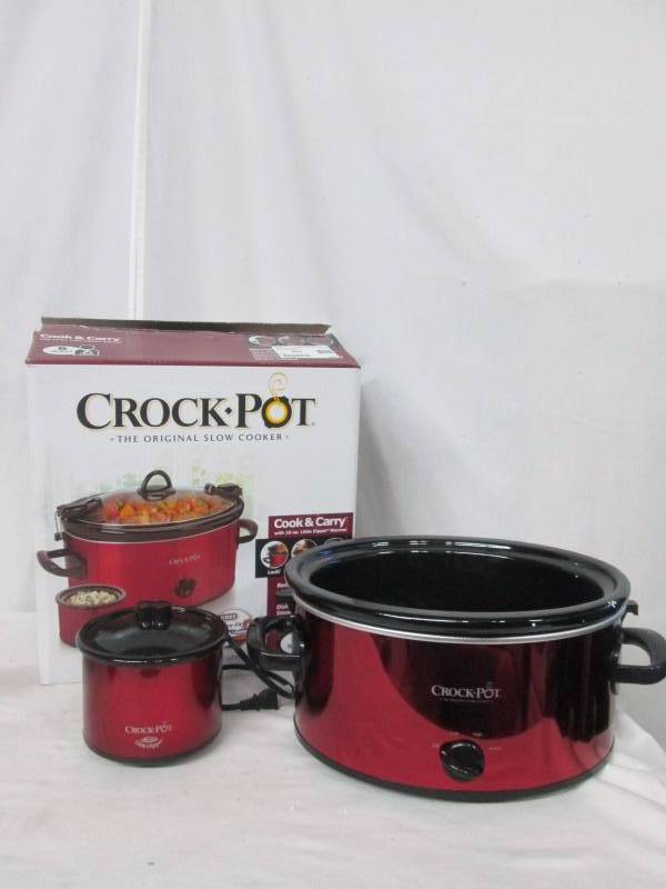 lot 31 image: Crock-Pot Cook & Carry 6-qt. Oval Slow Cooker