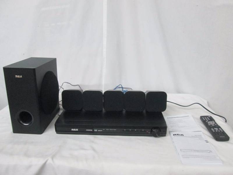 lot 10 image: RCA 600-Watt DVD Home Theater Sound System