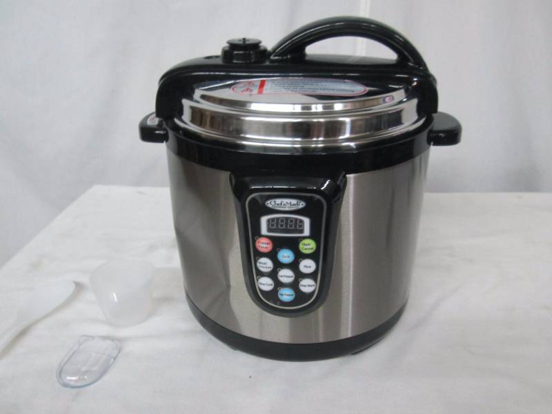 lot 23 image: Chefs Mark 5-Qt. Electric Pressure Cooker