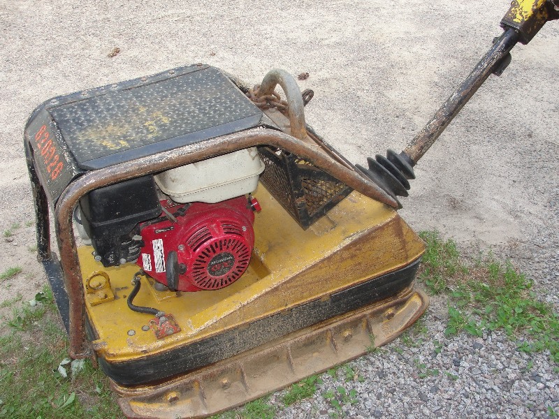 Wacker plate compactor
