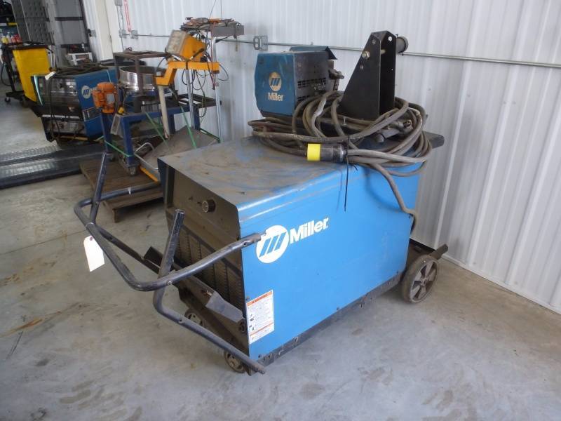 Miller Welder Delta Weld 452