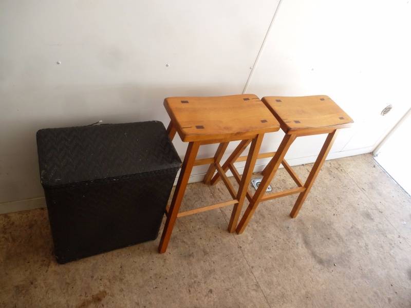 Bar Stools & Hamper