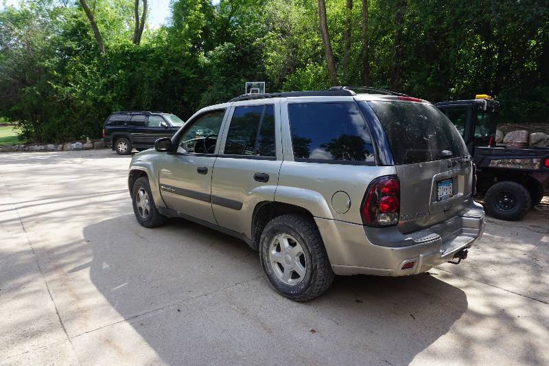 2003 Chevrolet Trail Blazer LS Sport Utility Vehicle