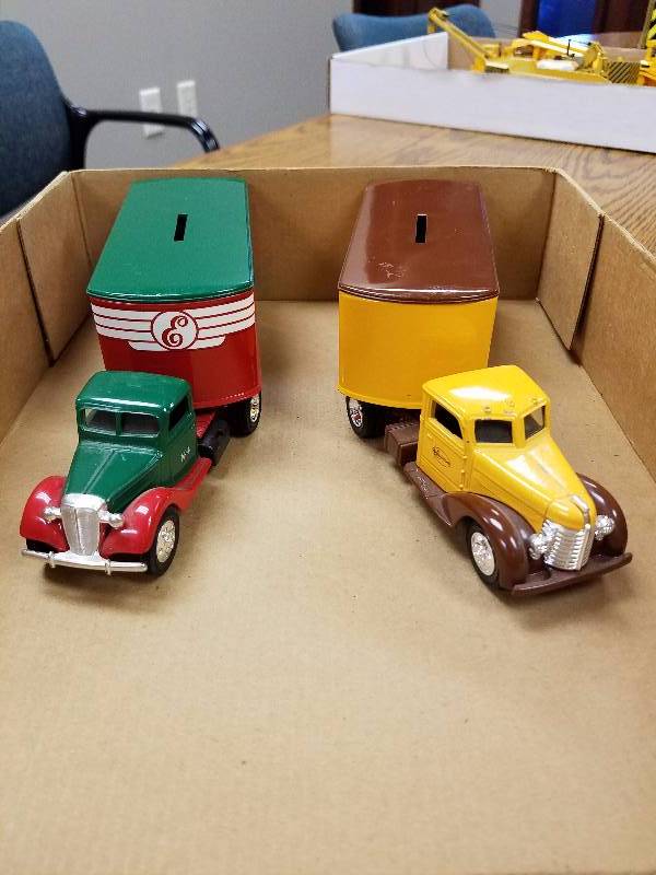 lot 59 image: Pair of Die Cast Truck & Trailer Banks