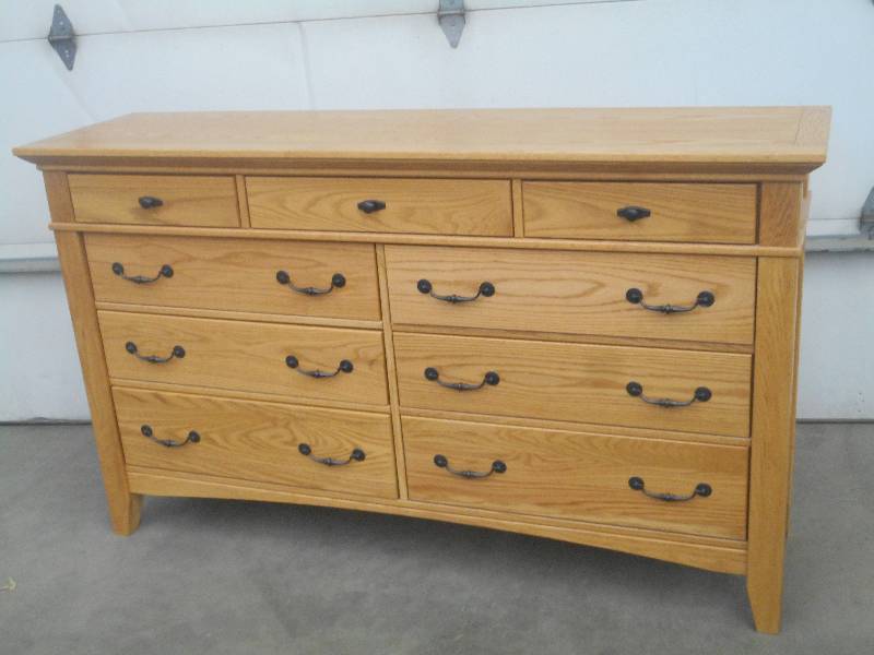 New Directions Coronado 9-Drawer Wood Dresser