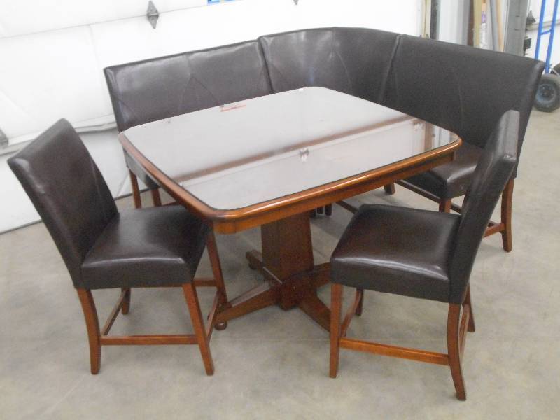 Complete Luxury Glass Top Dining Se...