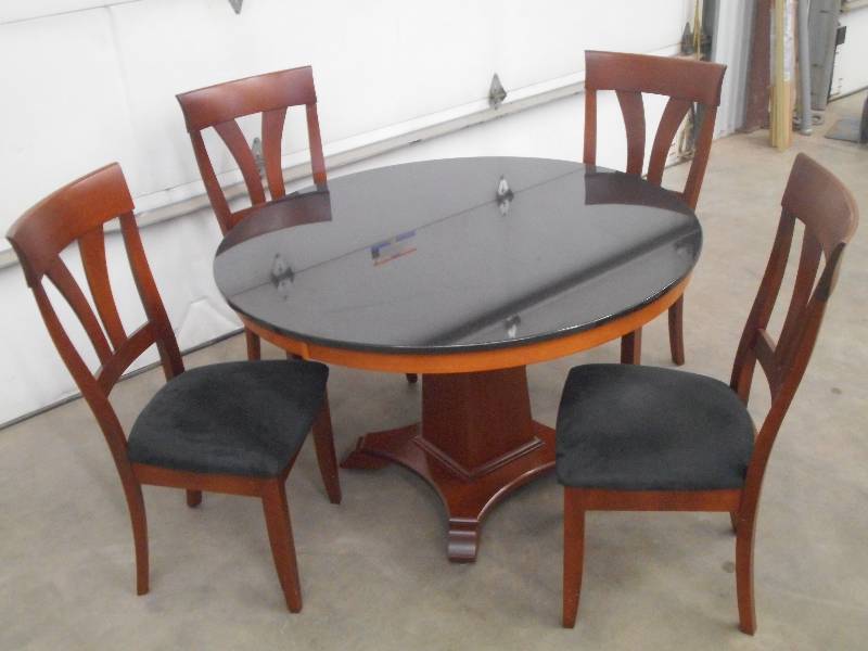 LE High End Furniture & More | K-BID