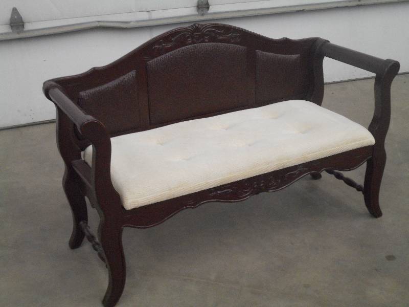 Nice Cushioned-Seat Entry Bench, De...