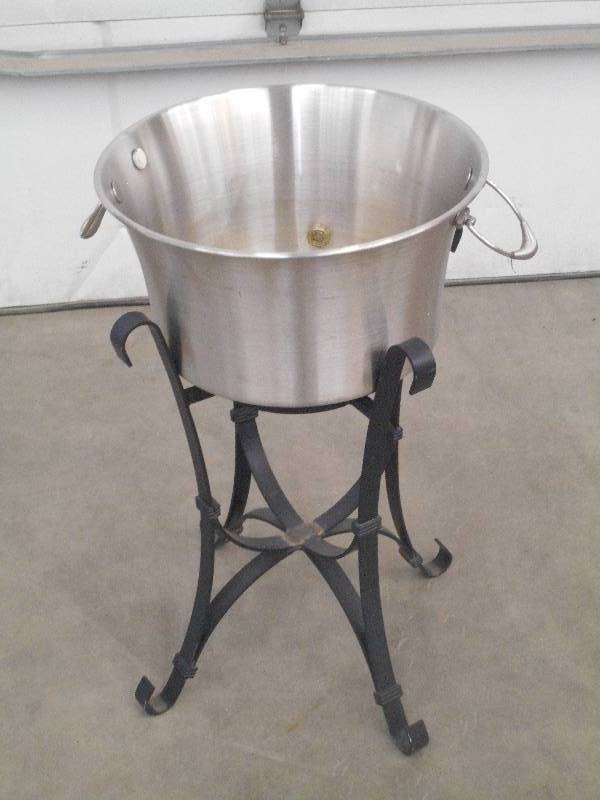 18 Stainless Steel Ice Bowl With D...