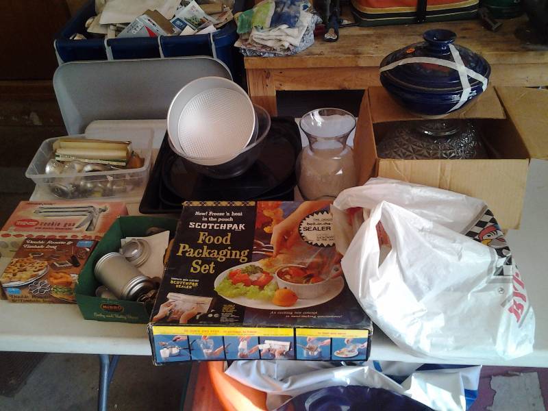 Large Lot Kitchen Related Meat Grinder, Punch Bowl, Cookie Press, Trays,