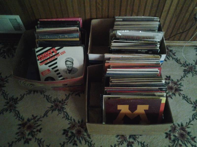 3-Boxes Record Albums