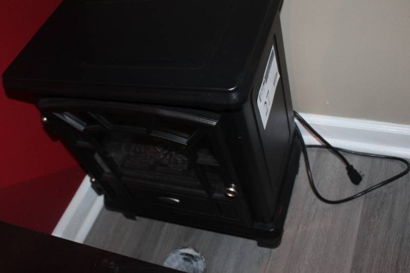 lot 27 image: Twin Star Electric Fireplace