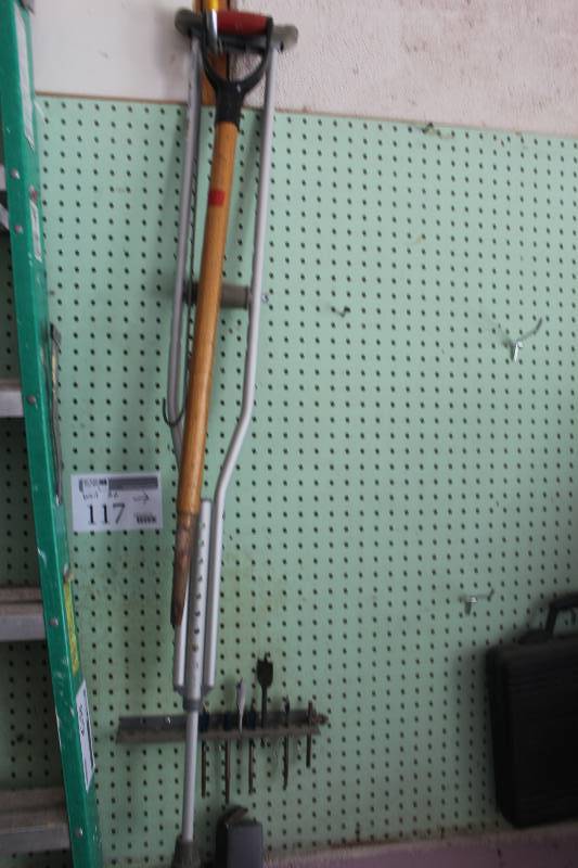 lot 117 image: Wall Lot Including Medical Supplies Tools