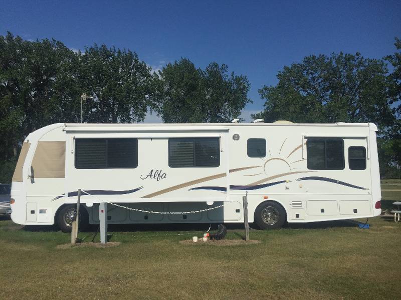 2005 Alpha See 40ft RV