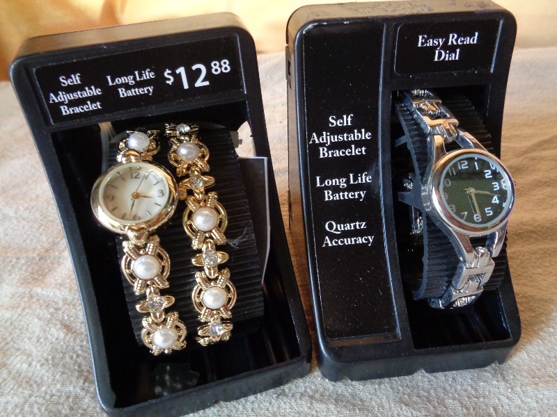 lot 3 image: 2 New Womens Watches