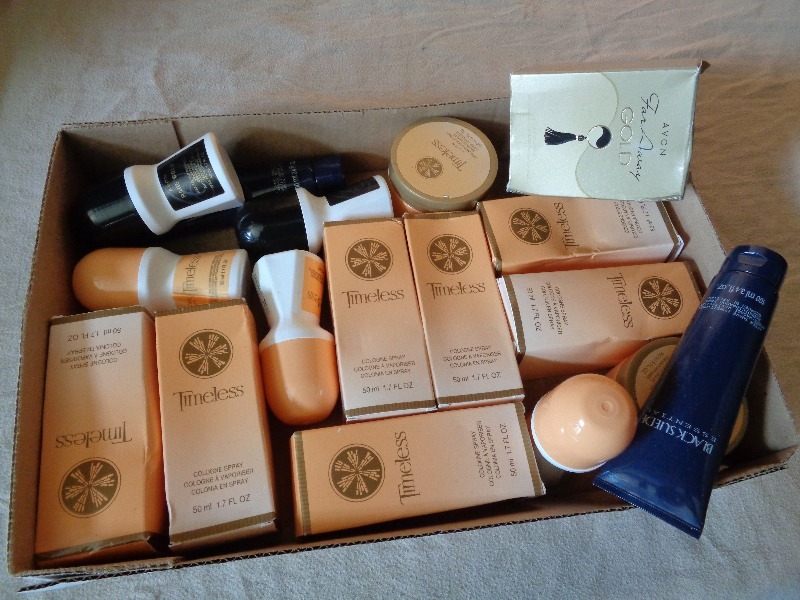 lot 28 image: New Avon Items