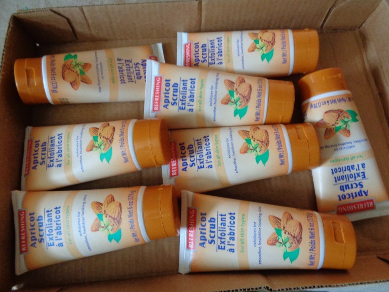lot 29 image: 8 New Apricot Scrubs