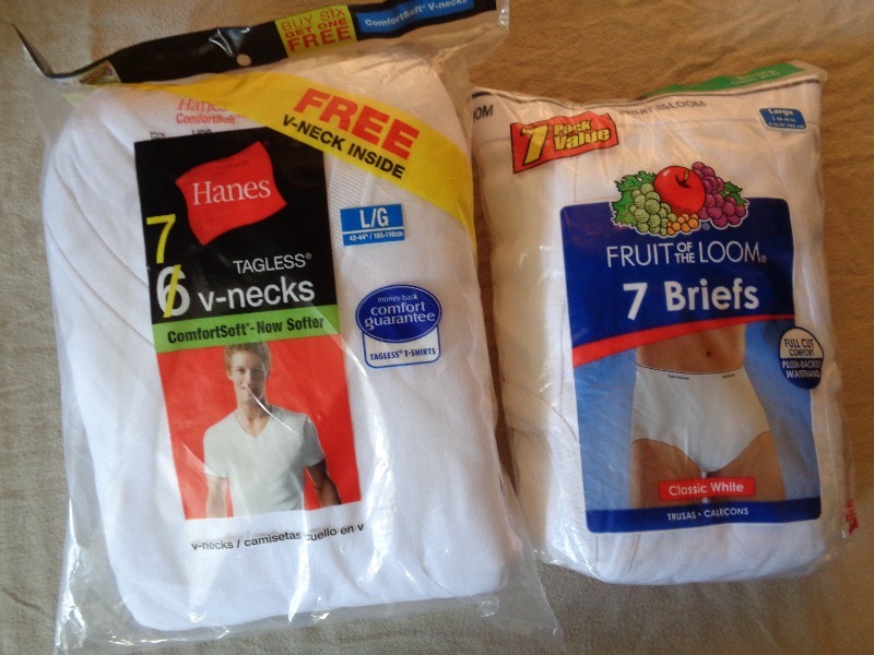 lot 42 image: New Mens Large Tshirts and Briefs