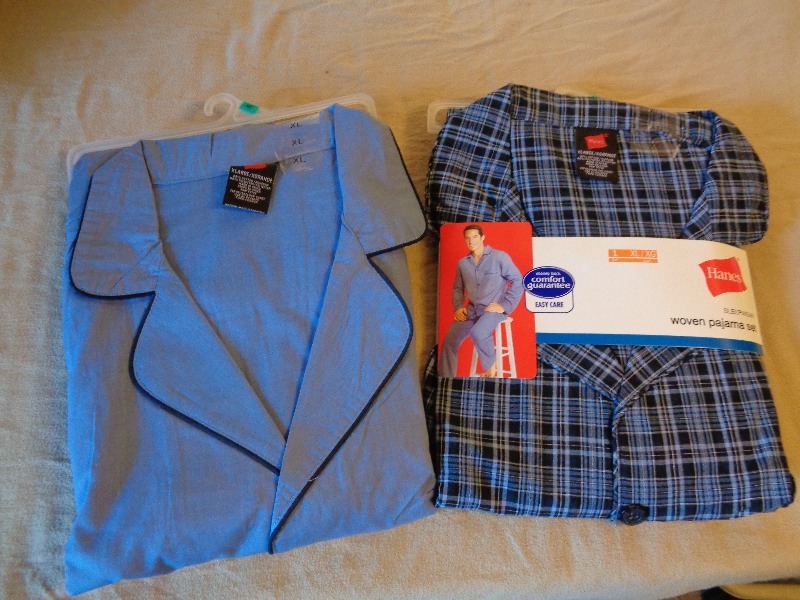 lot 60 image: 2 New Pairs of Mens XL PJ Sets